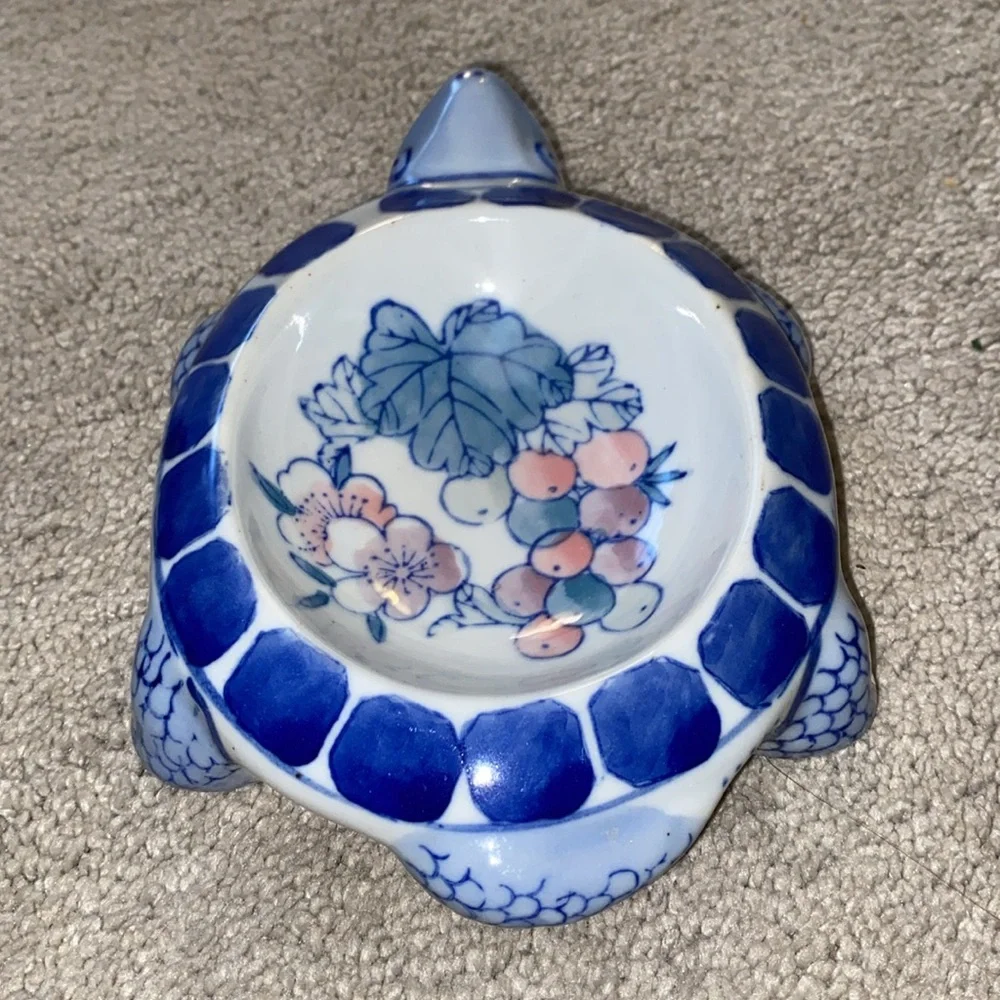 Pier 1 Ceramic Blue‎ Floral Turtle Trinket Dish